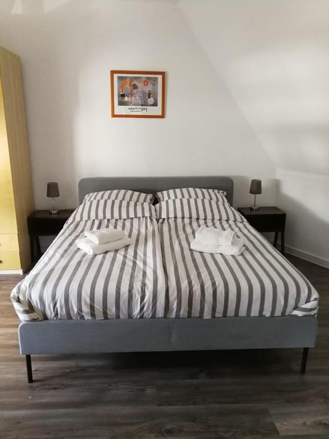 Ferienwohnung Langenberg Altstadt Wifi Netflix Velbert Esterno foto